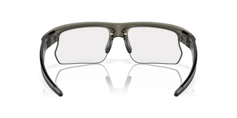 Oakley Bisphaera OO9400-11 In Clear To Black Iridium Photochromic Lenses/Grey Smoke Frame-3