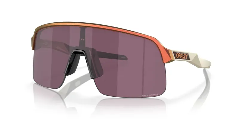 Oakley Sutro Lite OO-9463-58 In Prizm Road Black Lens/Red Gold Colorshift Frame