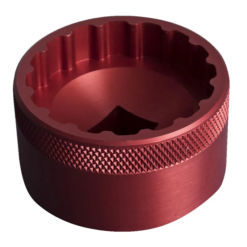 Unior 16 Notch Bottom Bracket Socket in Red