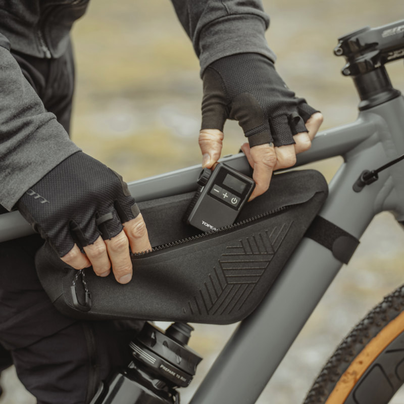 Topeak E-Booster Digital Mini Black Electric Pump-4