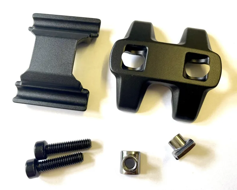 Rockshox Seatpost Post Clamp Kit  includes Clamp Nuts  Bolts Reverb Stealth c1 