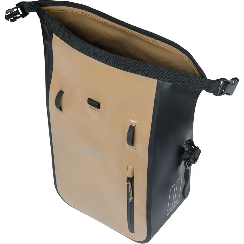 Basil Rivo 12-15l MIK Hook Single Tarpaulin Bag in Sand/Black-2
