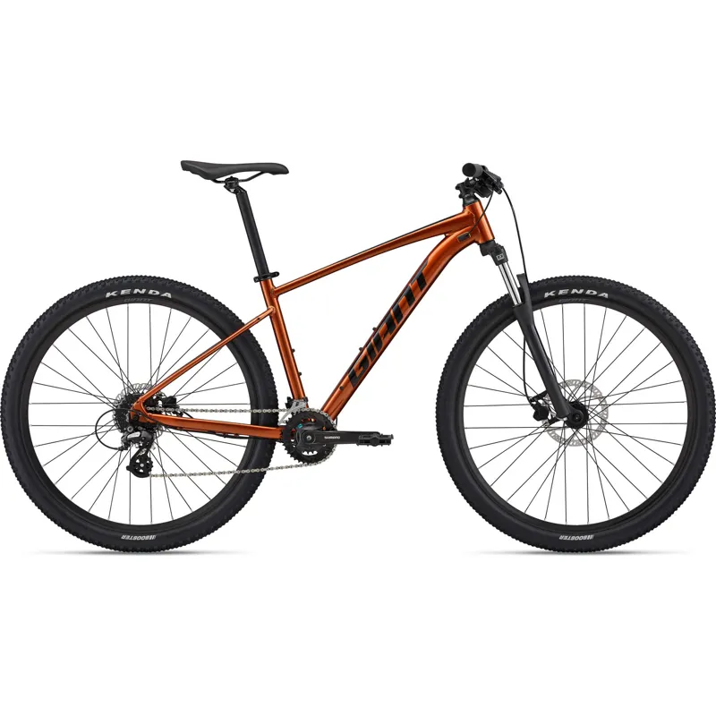2022 Giant Talon 3 29 Mountain Bike in Amber Glow