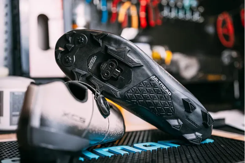 Shimano SPD MT001 Cleat Multi Entry Silver pair MTB-3