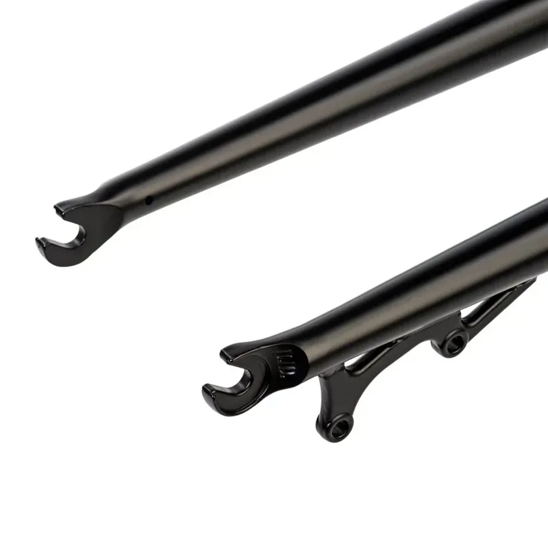 Identiti XC Rigid Steel Forks Black 11/8-1