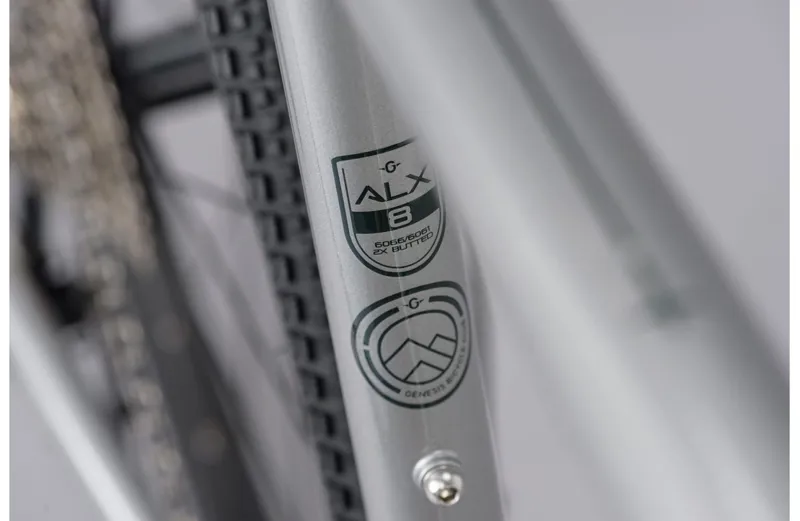 2021 Genesis CDA 30 Gravel Bike in Silver-6