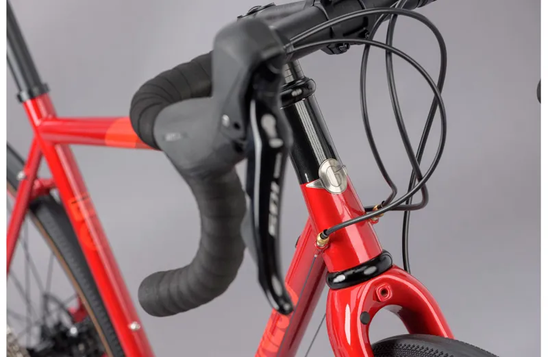 2021 Genesis Equilibrium Disc Steel Road Bike in Red-2