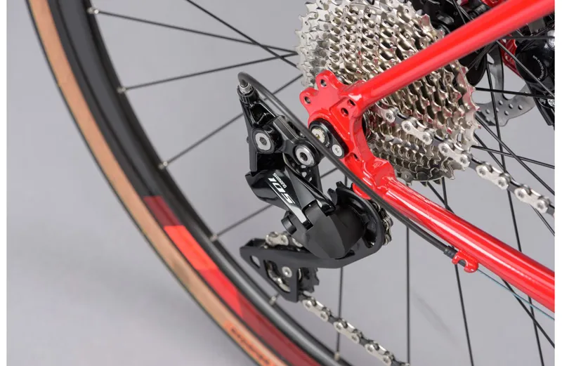 2021 Genesis Equilibrium Disc Steel Road Bike in Red-9