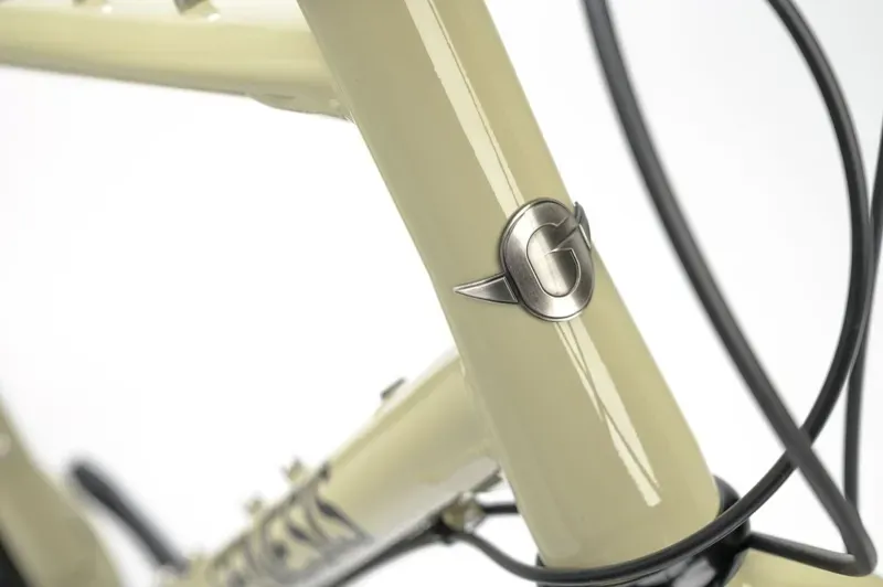 Genesis Vagabond 10 Gravel Bike in Rolling Bones-3