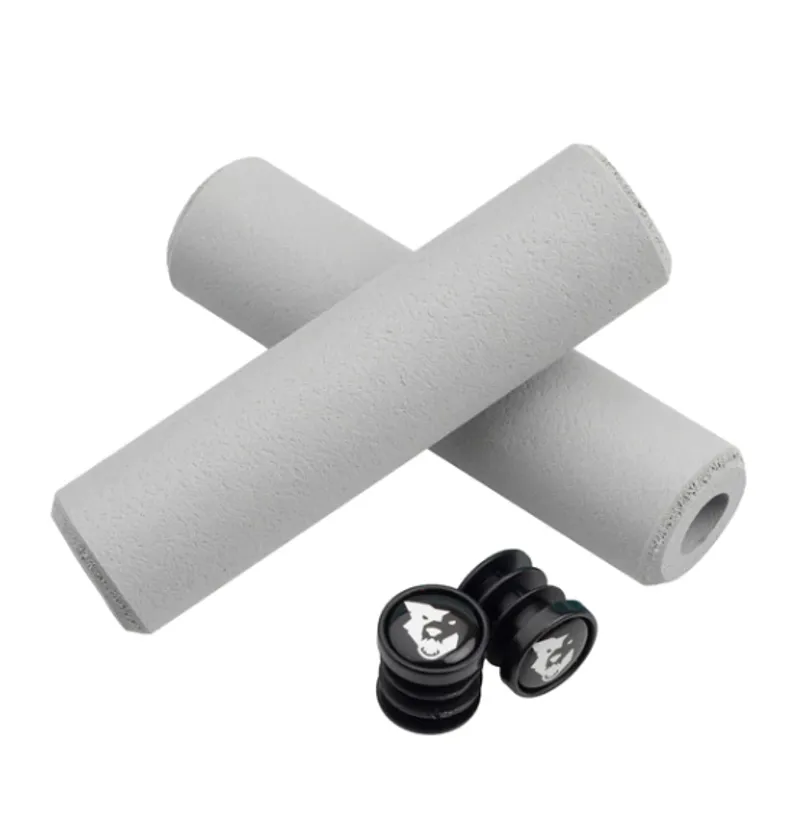 Wolf Tooth Fat Paw 9.5mm Mountain Bike Grips in Grey