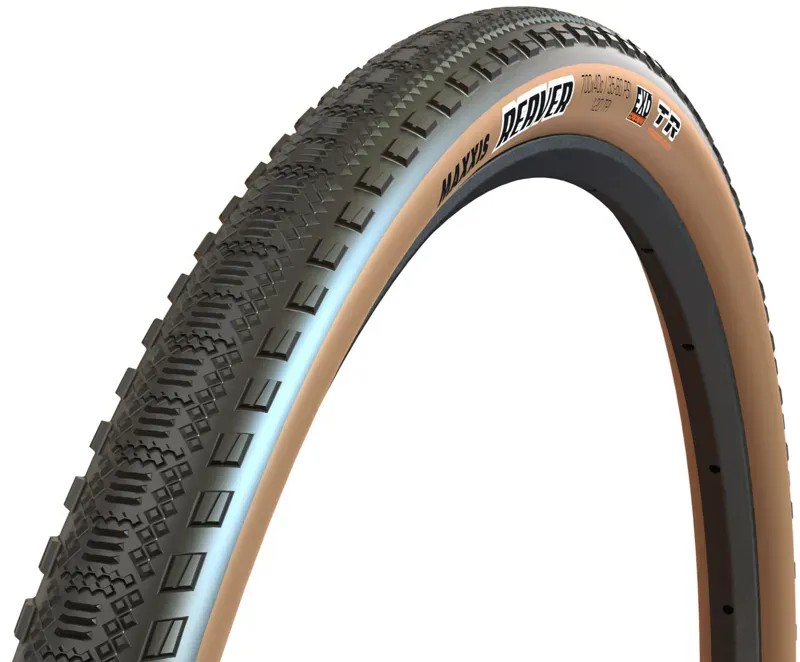 Maxxis Reaver HYPR-X/EXO/TR 700x45c Tire in Black/Tanwall