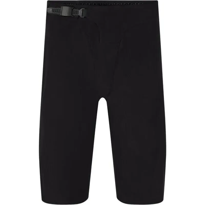 Madison Flux Women's DWR Stretch Trail Short In Black-2