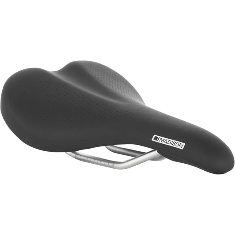 Madison Flux Switch Short 152 mm x 250 mm Saddle in Black