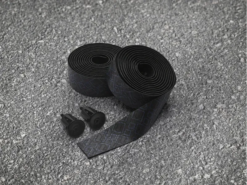 Pro Peaked Team Tape PU 2.5mm in Black/Blue-1