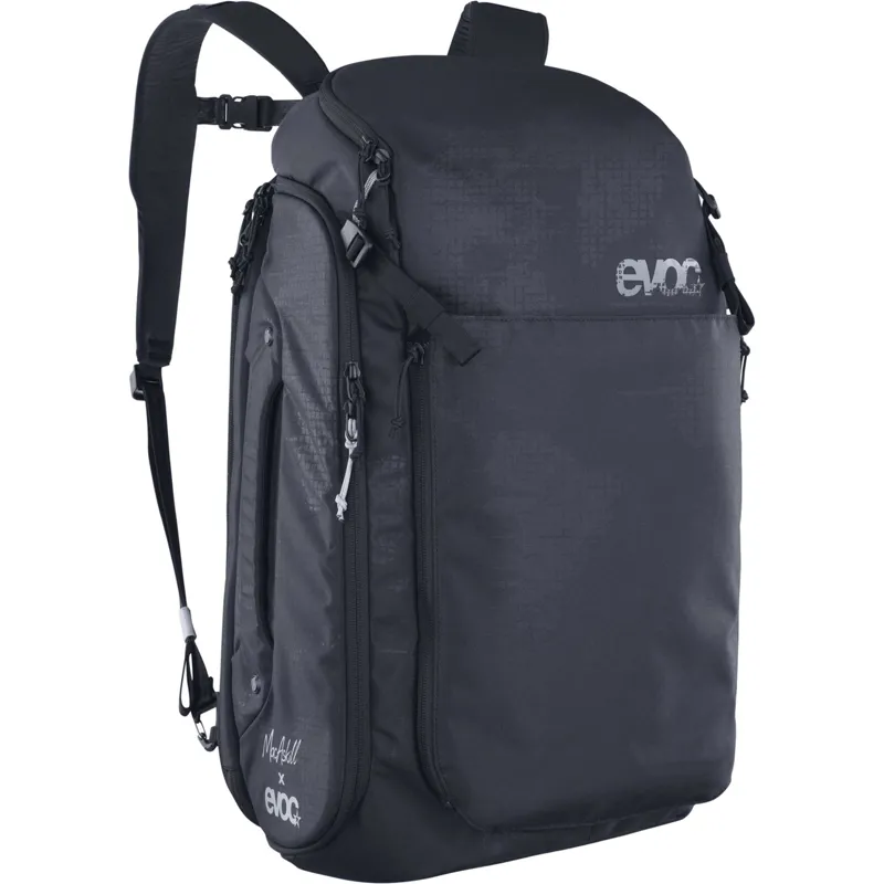 EVOC Athlete Backpack 30  BLACK 30l-11