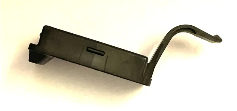 Shimano EWCP100 Charging Port Cover Black-1