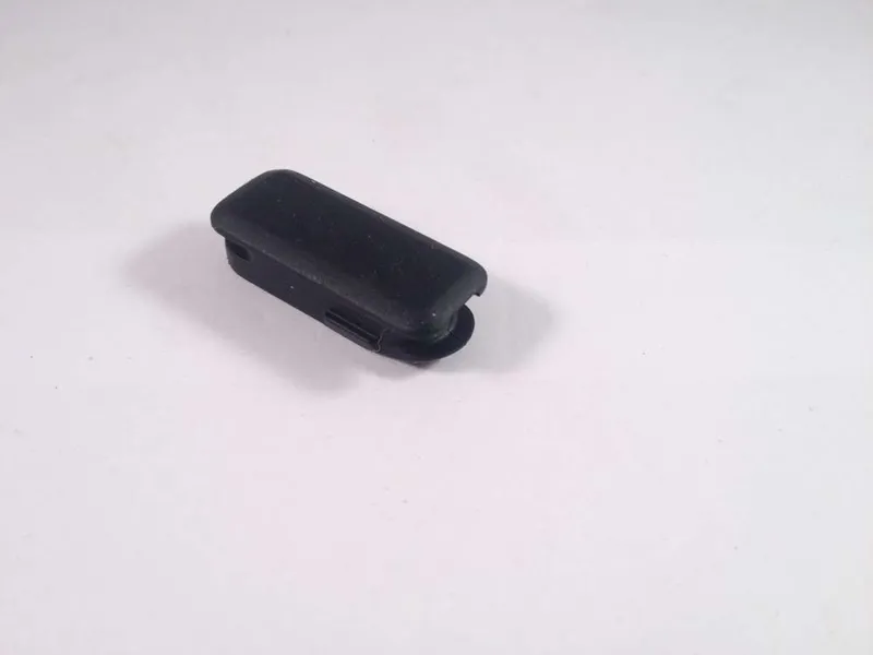Giant Internal Cable Port Cover No Hole Blank