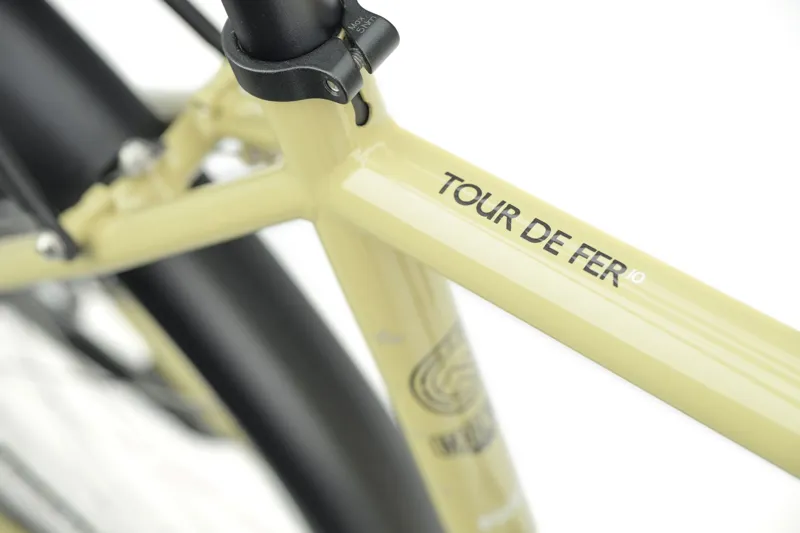 Genesis Touring Bike Tour De Fer 10 Tan-2