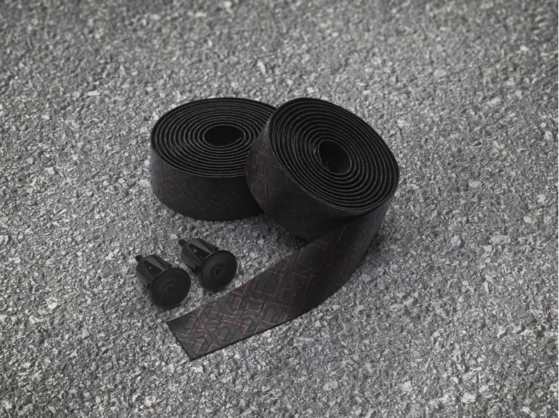 Pro TAPE Peaked Team PU 2.5mm BK/ RD Red 2.5 mm-1