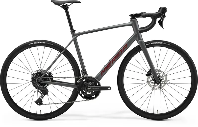 Merida Scultura Endurance 300 Gravel Bike in Silk Cool Grey/Red