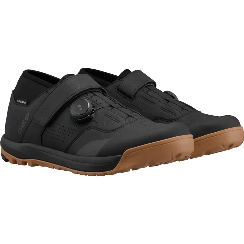 Shimano Clothing GE900 Hot Seat Shoes in Black-1