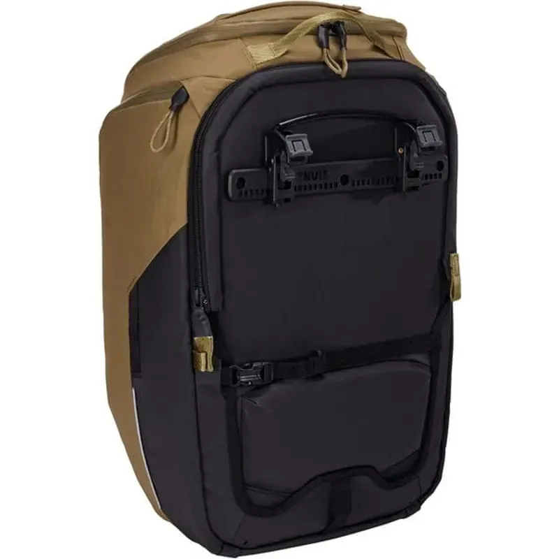 Thule Paramount 26l Commuter Backpack in Nutria Brown-1