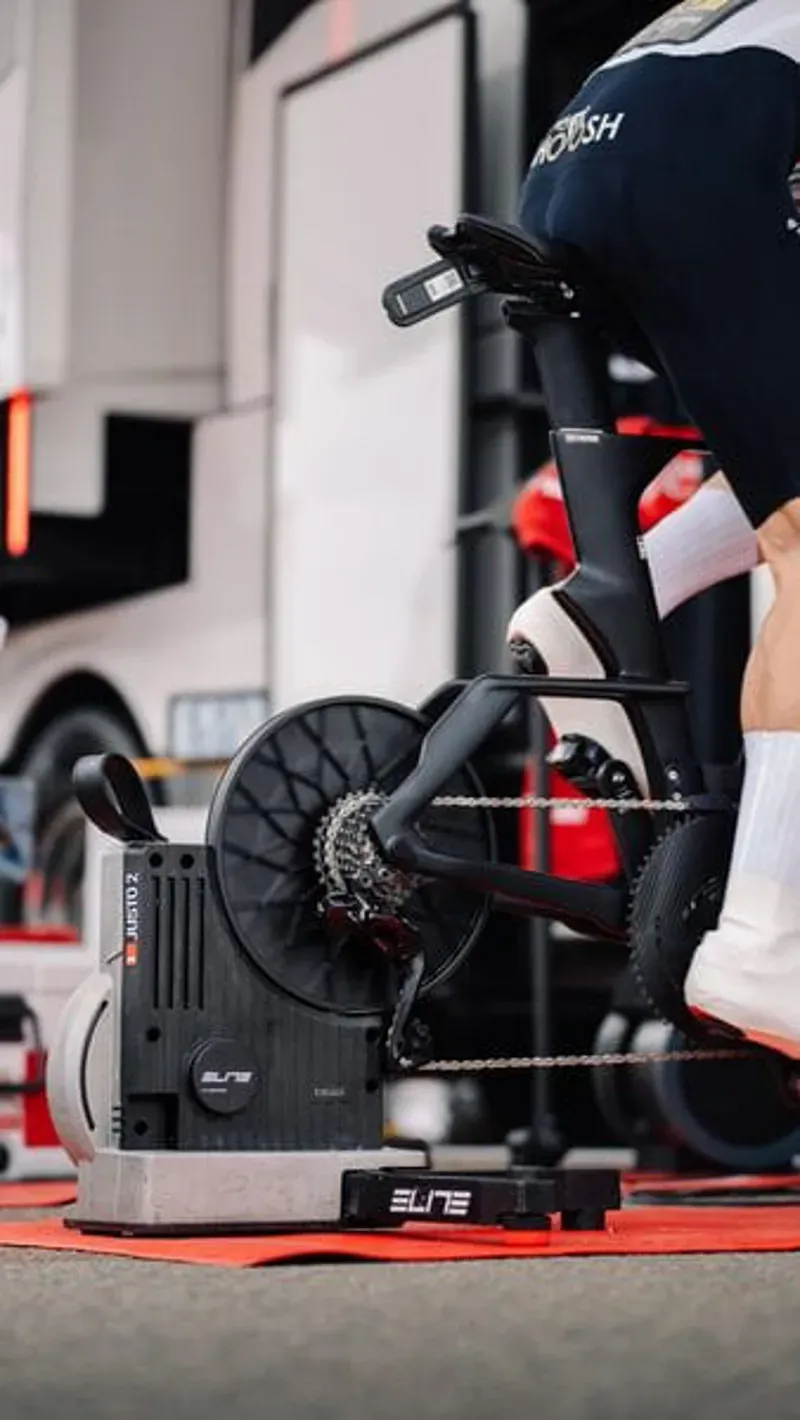 Elite Justo 2 direct drive FE-C mag trainer with OTS power and Wi-Fi-1